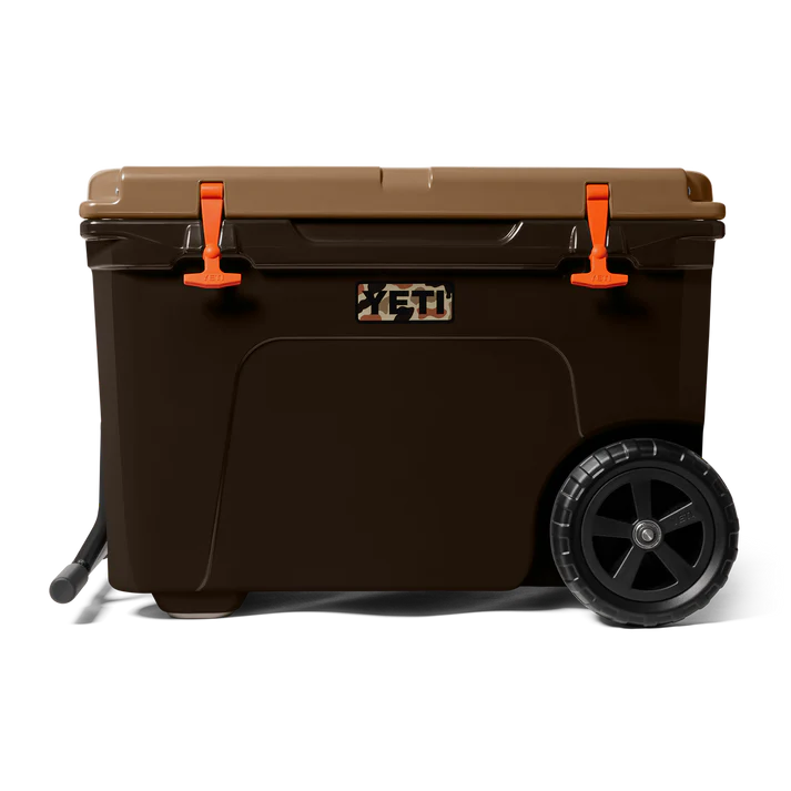 YETI Wheeled Tundra haul